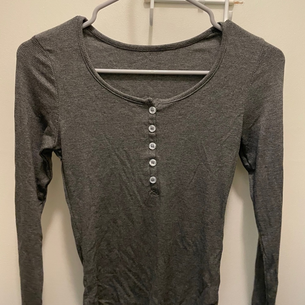 A really comfy long sleeve shirt！